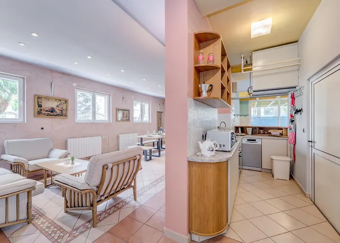 Blue Dolphin - Private Indoor Pool, Jacuzzi, Garden * Split